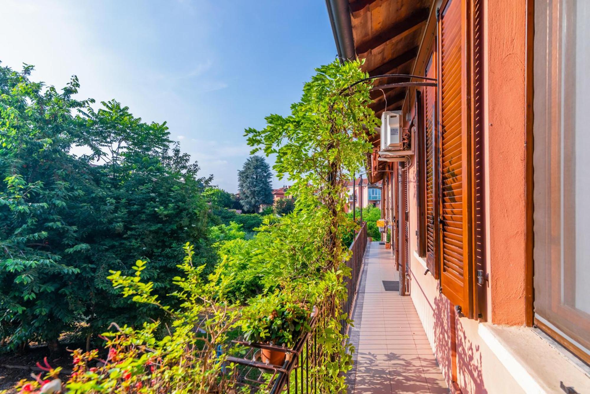 La Corte 48 - Pavia City - By Host4U Zewnętrze zdjęcie